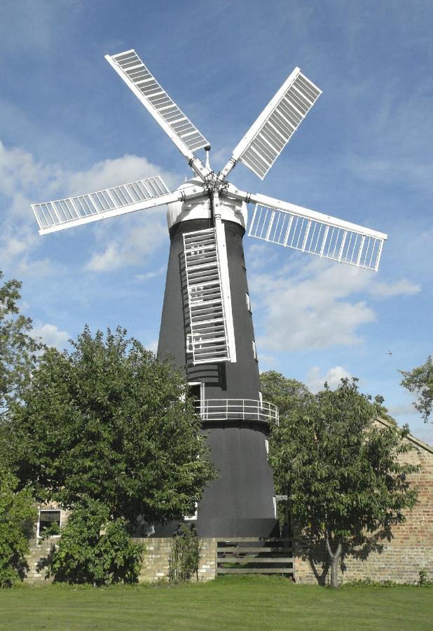 The Windmill Hotel Alford  Zewnętrze zdjęcie